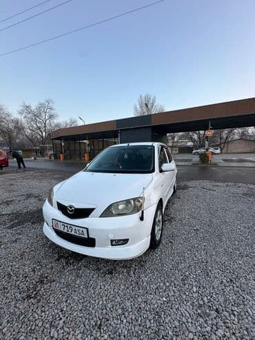 срочно продаю в связи с переездом: Mazda Demio: 2004 г., 1.5 л, Автомат, Бензин — 1