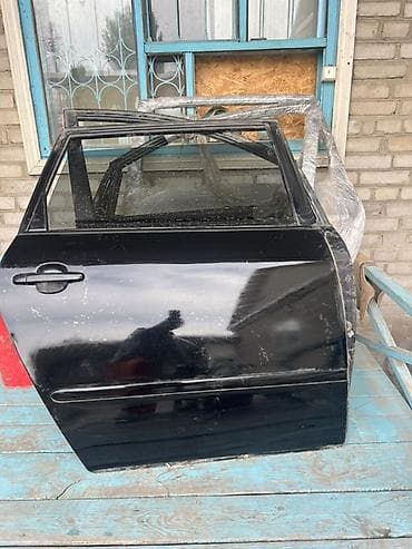 дверь тайота: Дверь Задняя правая Toyota — 2