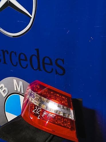 Задний левый стоп-сигнал Mercedes-Benz 2010 г., Б/у, Оригинал, Япония