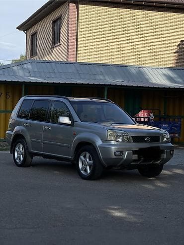 капот на соната: Nissan X-Trail: 2003 г., 2.5 л, Механика, Бензин, Кроссовер — 4