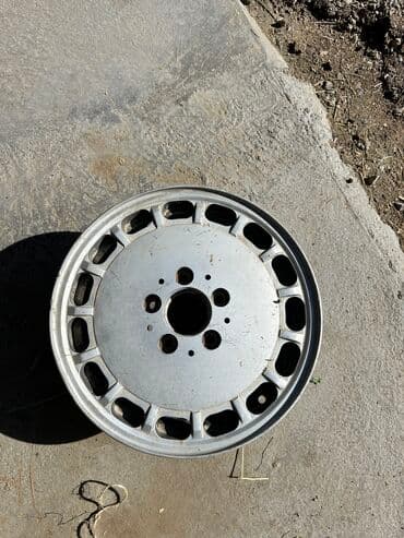 Литые Диски R 15 1 шт, отверстий - 5, Б/у