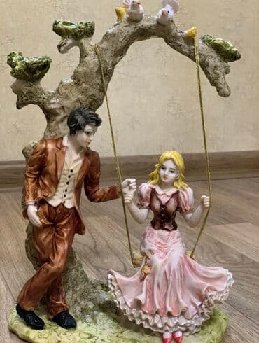 рисую портреты: Статуэтка Новая !!!
Привезли из Лондона
НЕ ФАРФОР!!! — 1