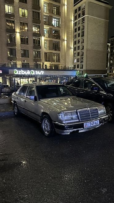 e500 124: Mercedes-Benz W124: 1988 г., Седан — 3