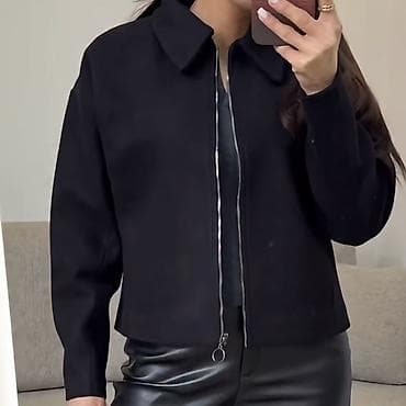 Женская укороченная куртка-джекет черного цвета - Минималистичный