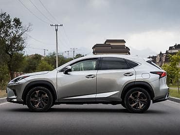 lexsus: Lexus NX: 2019 г., 2.5 л, Автомат, Гибрид, Кроссовер — 8