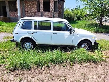 ВАЗ (ЛАДА) 2121 (4x4): 2001 г., 1.7 л, Механика, Бензин, Внедорожник