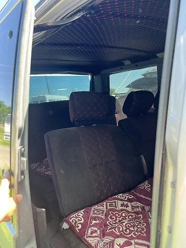 дат: Mercedes-Benz Vito: 1999 г., 2.3 л, Механика, Газ, Минивэн — 9