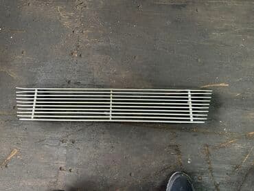 радиатр: Решетка радиатора Honda 2000 г., Б/у, Оригинал — 1