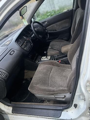 18 шина: Honda Accord: 1998 г., 2.3 л, Автомат, Бензин, Универсал — 6