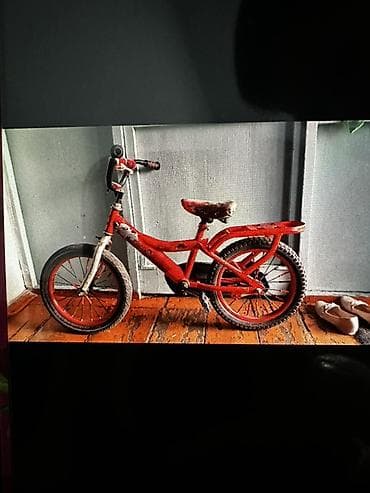 Детский велосипед, 2-колесный, 4 - 6 лет, Для мальчика, Б/у