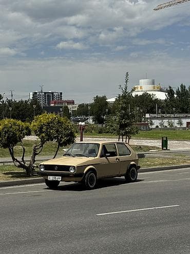 гайа: Volkswagen Golf: 1982 г., 1.3 л, Механика, Бензин, Хэтчбэк — 1