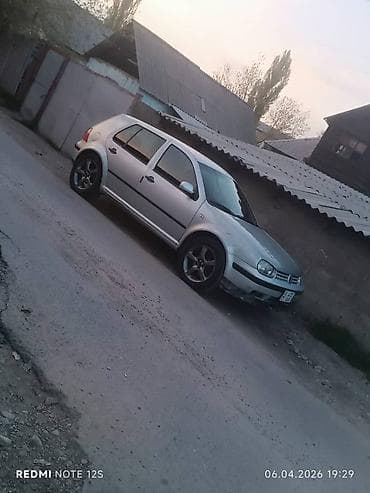 mini cuper: Volkswagen Golf: 2002 г., 1.4 л, Механика, Бензин, Хэтчбэк — 2
