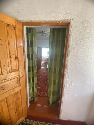 продаю дом бишкек квартира: Үй, 20 кв. м, 8 бөлмө, Менчик ээси, Эски ремонт — 15