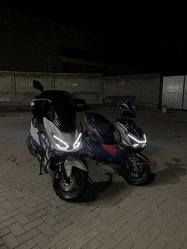 мини скутеры: Макси-скутер 150 куб. см, Бензин, Б/у — 1