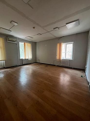 pro group: Аренда офисов, 700 м², В бизнес центре, С системой безопасности, 1 линия, С отдельным сан узлом — 10