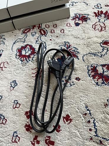 poco x3 nfc 128: Sony PlayStation 4 (белая) — игровая приставка с комплектом — 3