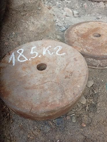 Металлические круглые грузы/ блины от штанги - Материал: сталь. - at lalafo.kg Металлические круглые грузы/ блины от штанги - Материал: сталь. -