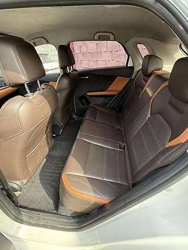 бивайди е5: BYD E2: 2021 г., Электромобиль, Хэтчбэк — 6