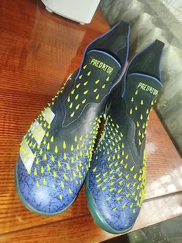 nike react: Футбольные сороконожки Adidas Predator freak (без шнурков) Размер — 1