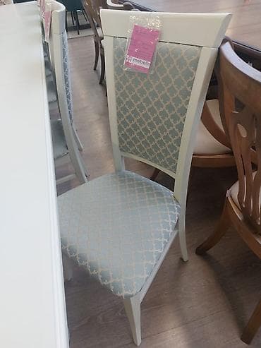 small table: Стулья деревянные с мягкой спинкой и сиденьем - Каркас из массива — 1