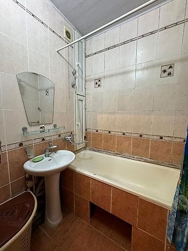 3: 3 комнаты, 72 м², Тунгуч мкр 106 серия, 2 этаж — 7