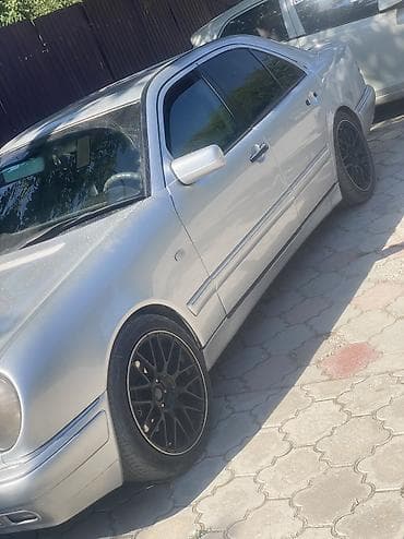шины колёса: Литые Диски R 18 AMG, Комплект, отверстий - 5, Б/у — 1