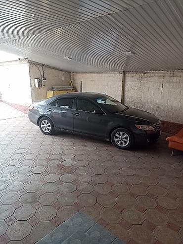 forester 2010: Toyota Camry: 2010 г., 2.5 л, Автомат, Бензин, Седан — 3