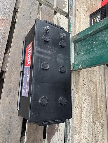 аккумулято: Аккумулятор 100 и более Ач — 9