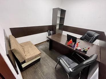 сдаю автомалярку: Аренда офисов, 8 м², В торговом центре, С отдельным входом — 4