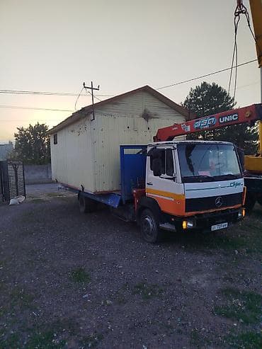 скупка ящиков: Услуги манипулятора (бортовой кран-манипулятор) - Автомобиль Mercedes — 3