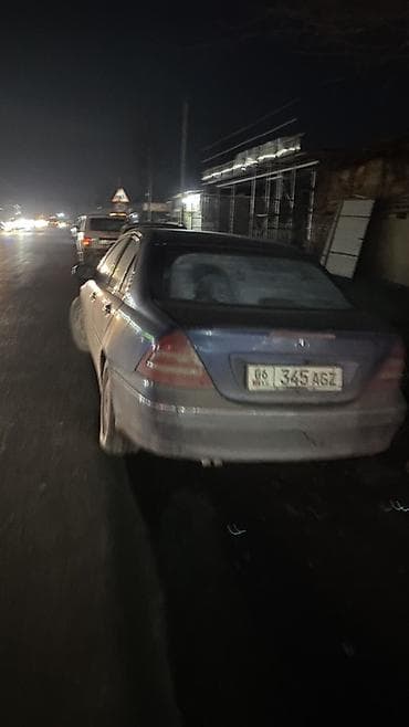 kia ceet: Mercedes-Benz C-Class: 2002 г., 2.4 л, Ручные, Бензин, Седан — 10