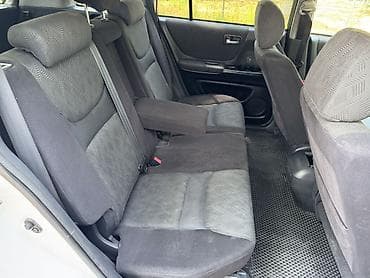 forester 2003: Toyota Kluger: 2002 г., 2.4 л, Автомат, Бензин, Кроссовер — 7