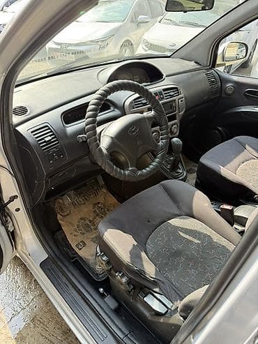 Транспорт: Hyundai Matrix: 2002 г., 1.6 л, Механика, Бензин, Универсал — 7