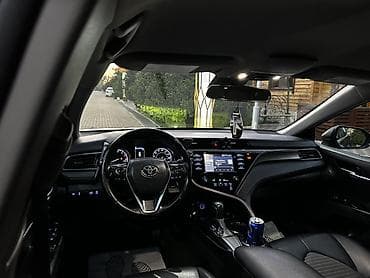 бюджетные авто: Toyota Camry: 2020 г., 2.5 л, Автомат, Бензин, Седан — 6