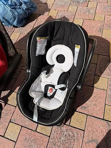 школьная жилетка: Автокресло, цвет - Красный, Б/у — 2