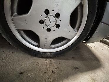 урмат бетон: Дөңгөлөктөр монтажда 275 / 40 / R 18, Жай, Колдонулган, Комплект, Жеңил унаалар, Куйма, тешиктери - 5 — 2