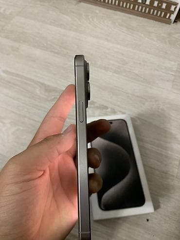 google pixel 7a: IPhone 15 Pro Max, Б/у, 256 ГБ, Natural Titanium, Коробка, 82 % — 2