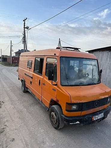 205 70 15 с: Mercedes-Benz : 1995 г., 4 л, Механика, Дизель, Фургон — 5
