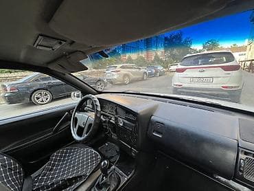 Volkswagen Passat Variant: 1991 г., 1.8 л, Механика, Бензин, Универсал