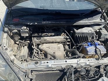 gac aion v: Toyota Ipsum: 2002 г., 2.4 л, Автомат, Газ, Минивэн — 7