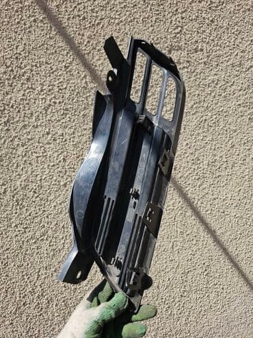 кызыл кия дракон: Решетка радиатора Nissan 2003 г., Б/у, Оригинал — 5