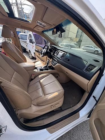 машина 7 мест: Kia Carnival: 2019 г., 2.2 л, Автомат, Дизель, Минивэн — 10