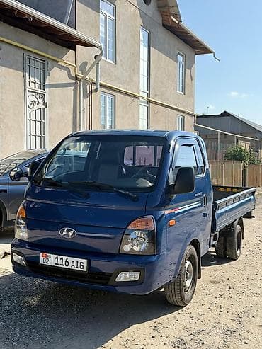 к7 2016: Легкий грузовик, Hyundai, Стандарт, До 1 т — 2
