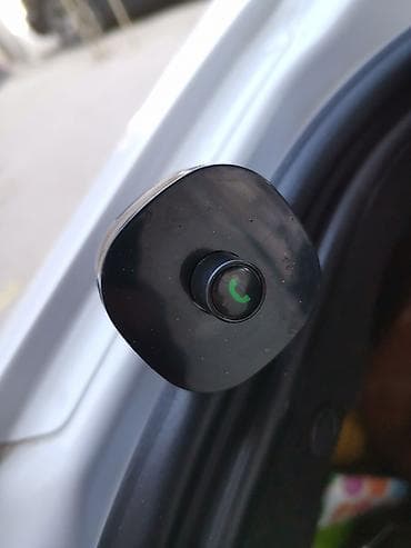 nokia e50: 1)Aux блютуз+зарядка. 2)Авто разветвитель в прикуриватель имеет 2 — 1