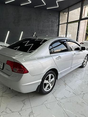 Honda: Honda Civic: 2008 г., 1.3 л, Вариатор, Гибрид, Седан — 7