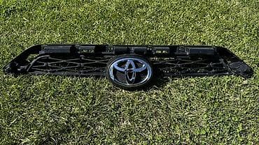 lend cruizer: Решетка радиатора Toyota Оригинал — 3