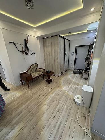 8 мкр: 4 комнаты, 112 м², Элитка, 8 этаж, Евроремонт — 7