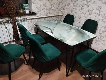 small table: Кухонный стол и стул, цвет - Зеленый — 1