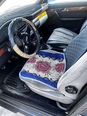 Продажа авто: Audi S4: 1991 г., 2.6 л, Механика, Бензин, Седан — 7