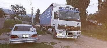 Тягач, Volvo, 1999 г., Тентованный